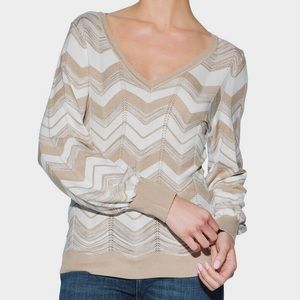 WHBM Chevron V-Neck Pullover Sweater Women’s Size L Puff Sleeves Stretch Knit